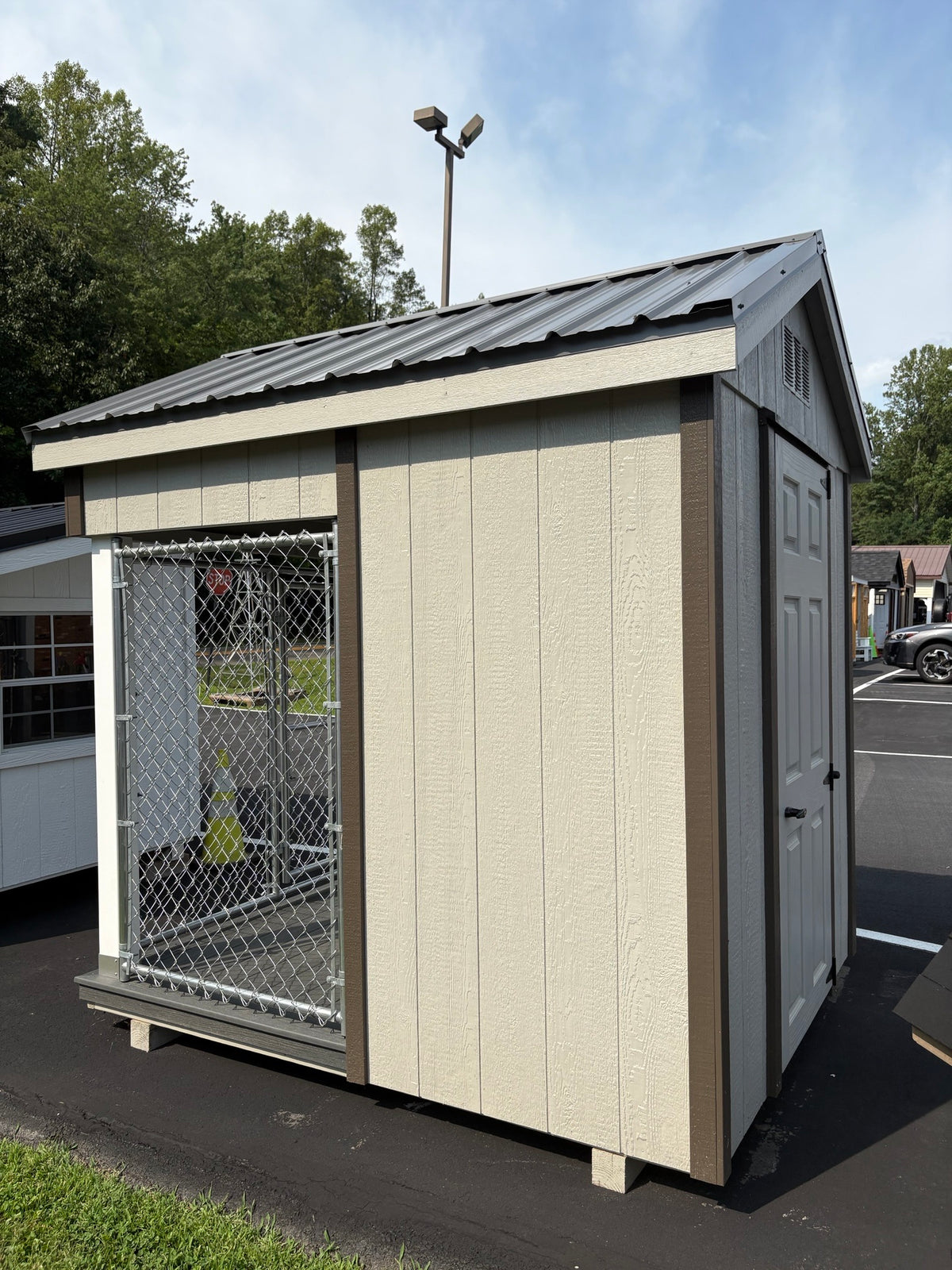 6x8 Kennel (#BIH1032)