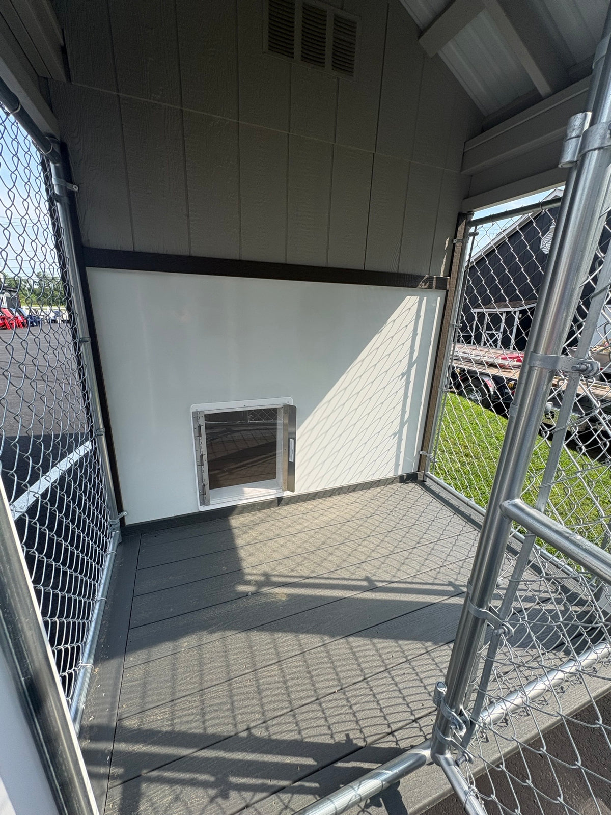 6x8 Kennel (#BIH1032)